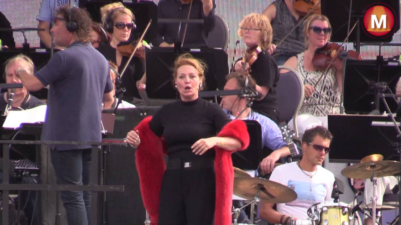 Adèle Conny Jasperina - De Grote Drie op de Uitmarkt 2016