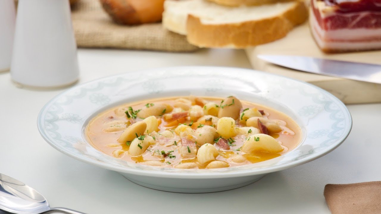 Pašta fažol na brzi način • ReciPeci Sandre Gašparić
