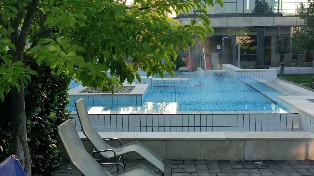 B&uuml;kf&uuml;rdő nyitva!