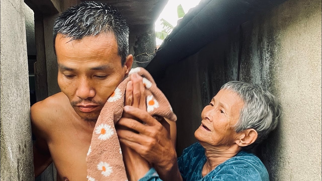 Cái kết ấm lòng cho bà cụ Hung tội nghiệp.