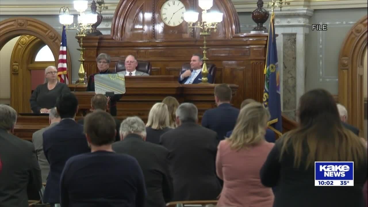 Kansas lawmakers set to return for 2026 session