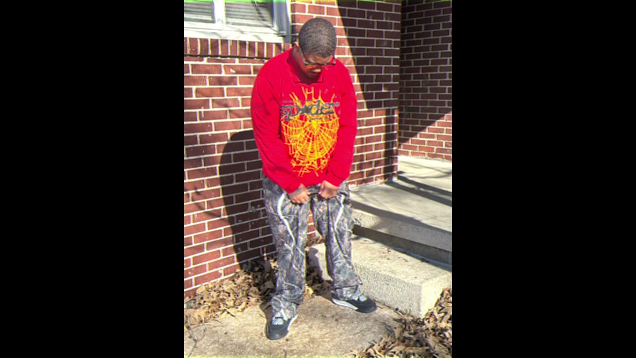 Glo Capone-Love Hate!(Prod.NSTGLA)
