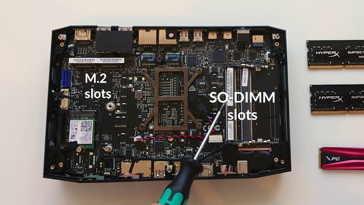 Assembling the Hades Canyon NUC (NUC8i7HVK)
