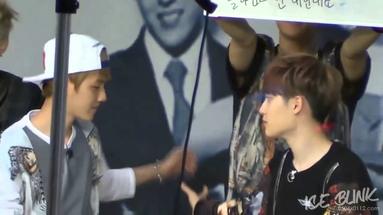 BAEKSOO  Baekhyun - D.O cute Moment
