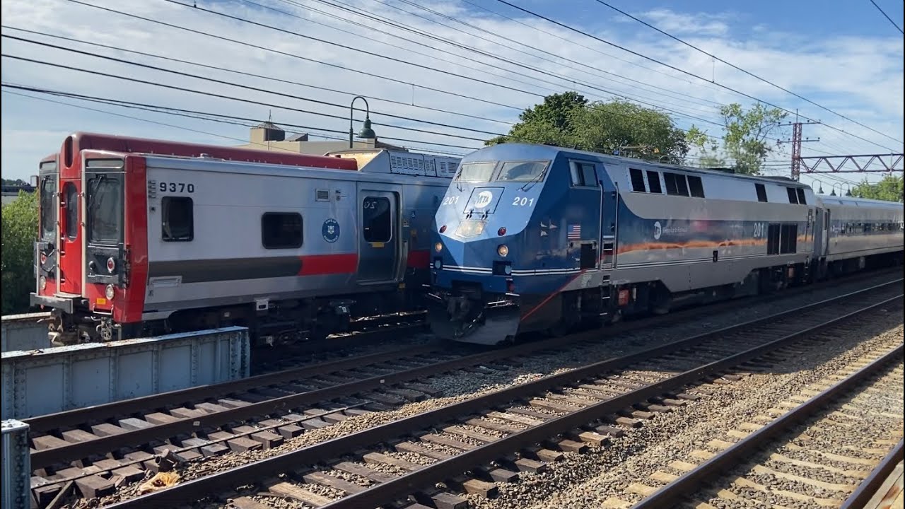 MTA MNRR / Amtrak: New Haven Line, Danbury and Northeast Corridor AM Rush Hour Trains @ Port Chester