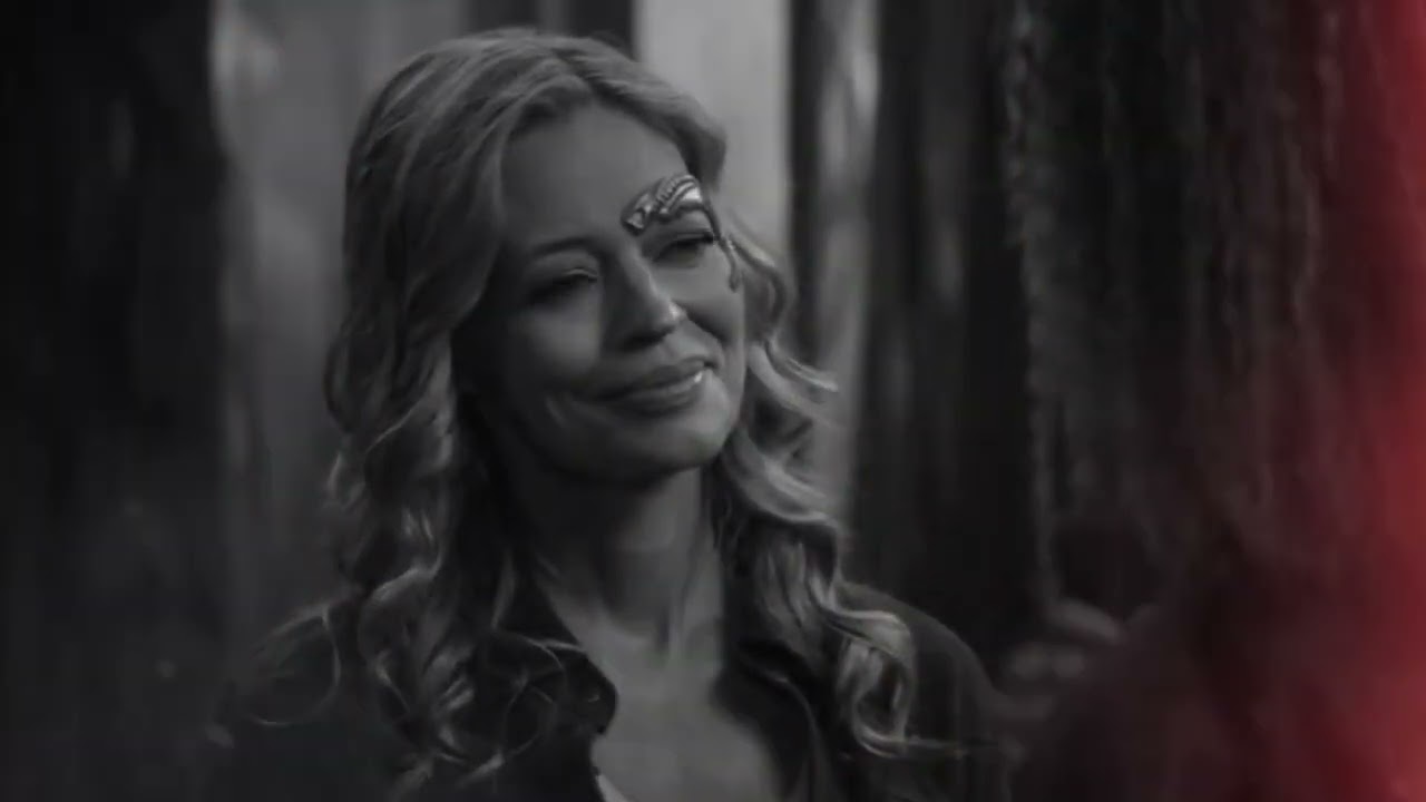 Seven of Nine & Raffi | | Can I Ask You a Question?