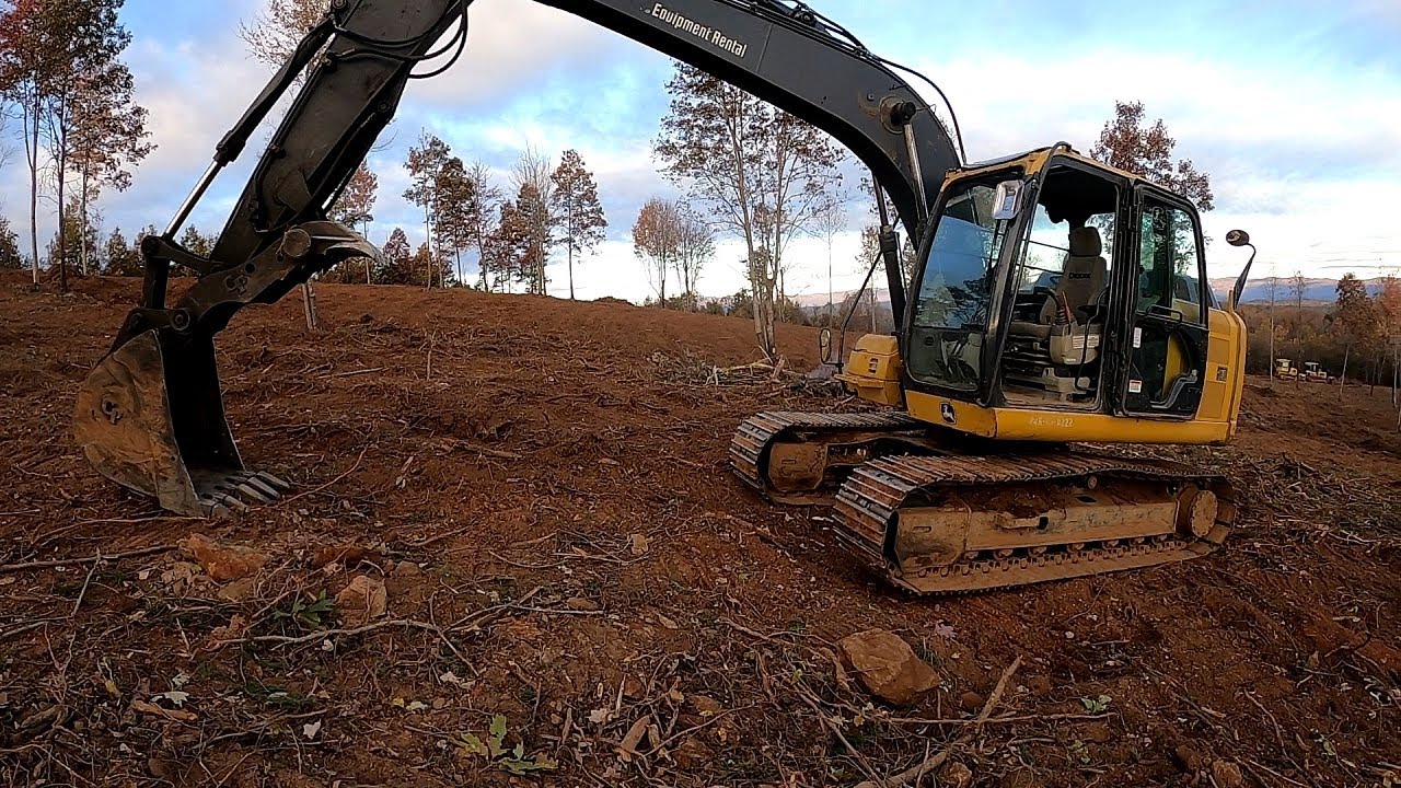 John Deere 130G
