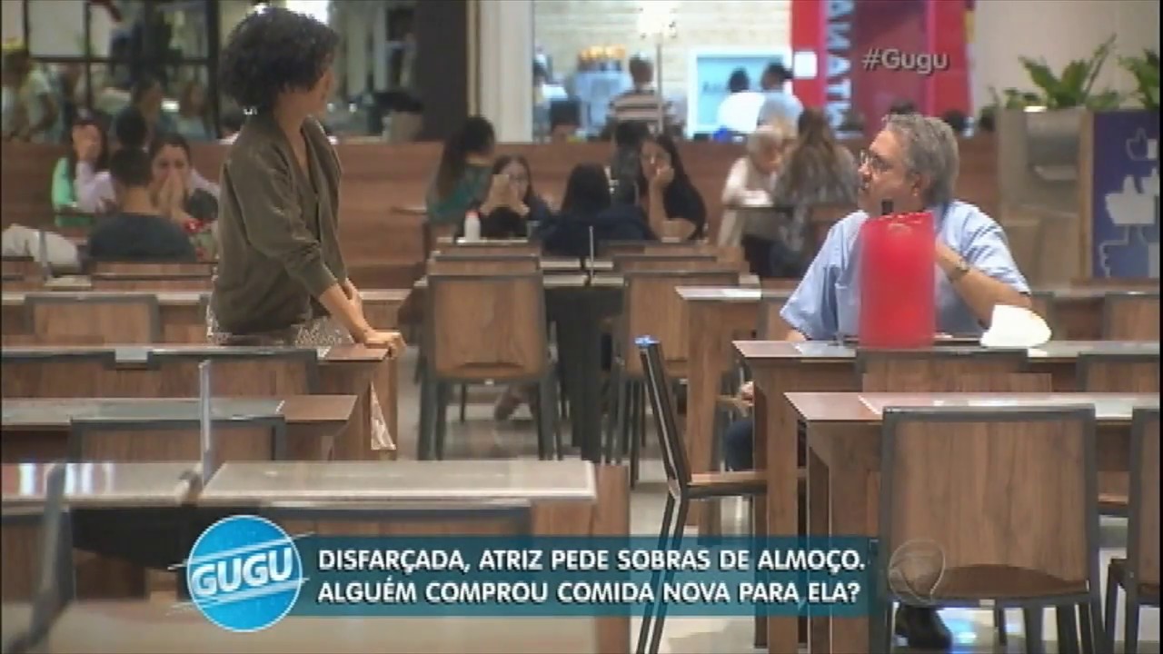 Paloma Bernardi encara Teste da Vida Real e pede sobras de comida