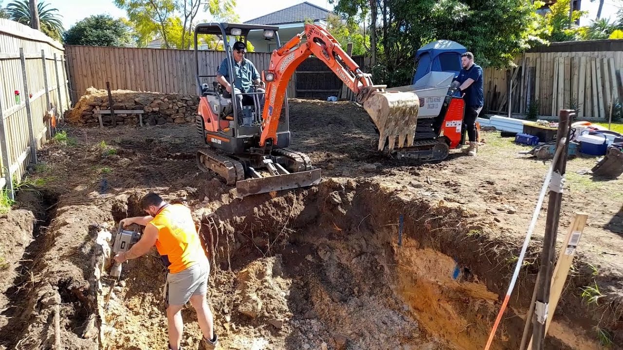 Kubota excavator, mini dumper, rock breaker and swimming pool excavation
