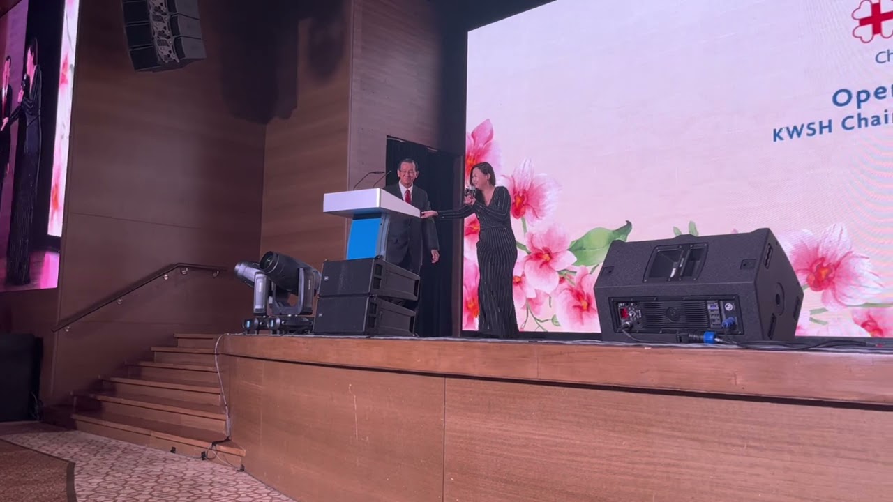 Singapore Effectively Trilingual Female Emcee Sylvia Tham