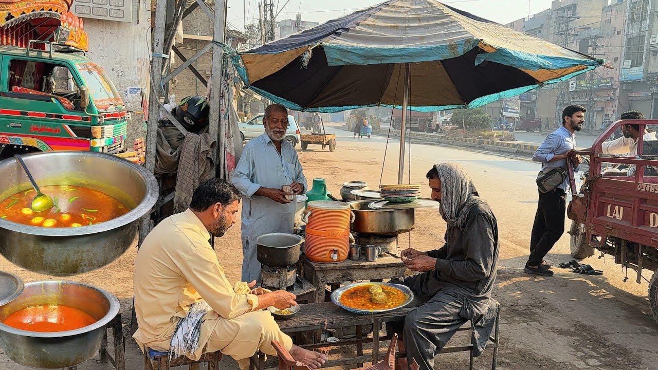 AMAZING FOOD - AT STREET FOOD | BEST 7 STREET FOOD VIDEOS | BEST STREET FOOD PAKISTAN 2025 | LAHORE