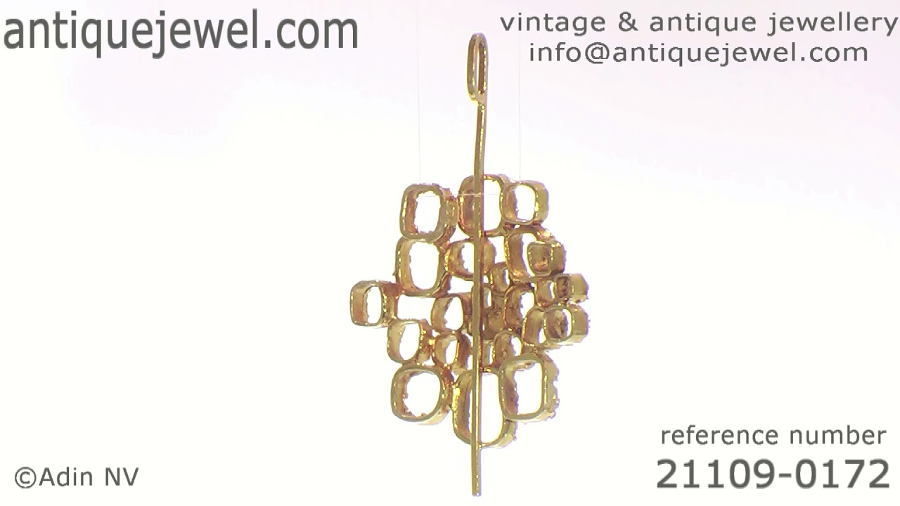 Vintage Sixties Art Jewellery gold pendant on stiff gold wire necklace. (Adin N&ordm; 21109-0172)