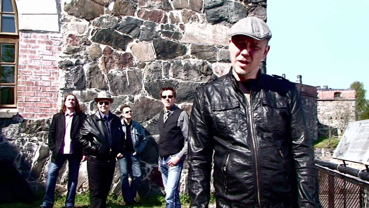 Jani Jalkanen & H&auml;nen orkesterinsa: Sielu, syd&auml;n ja kyyneleet