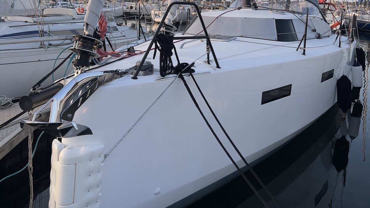 JPK 39 FC - Rigging, engine and electrical work before splash.   Episode 3 Season 2