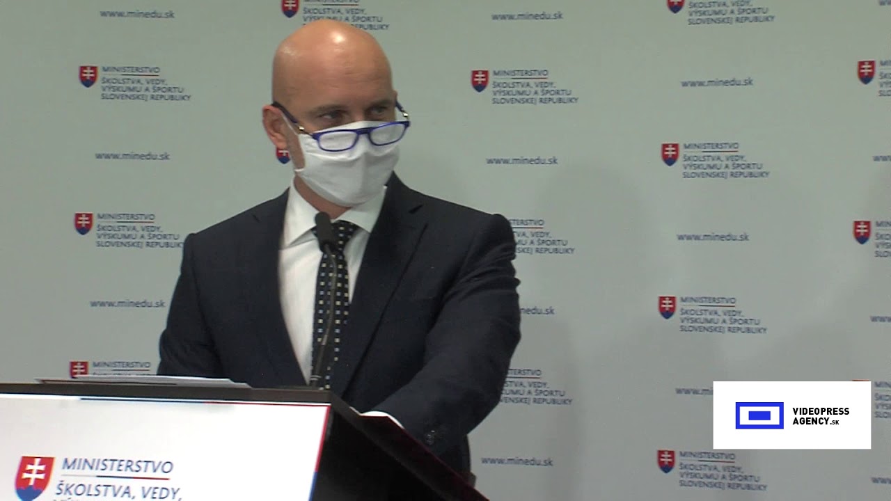 B. Gr&ouml;hling: Prij&iacute;macie pohovory na stredn&eacute; &scaron;koly tento rok v klasickej podobe nebud&uacute;