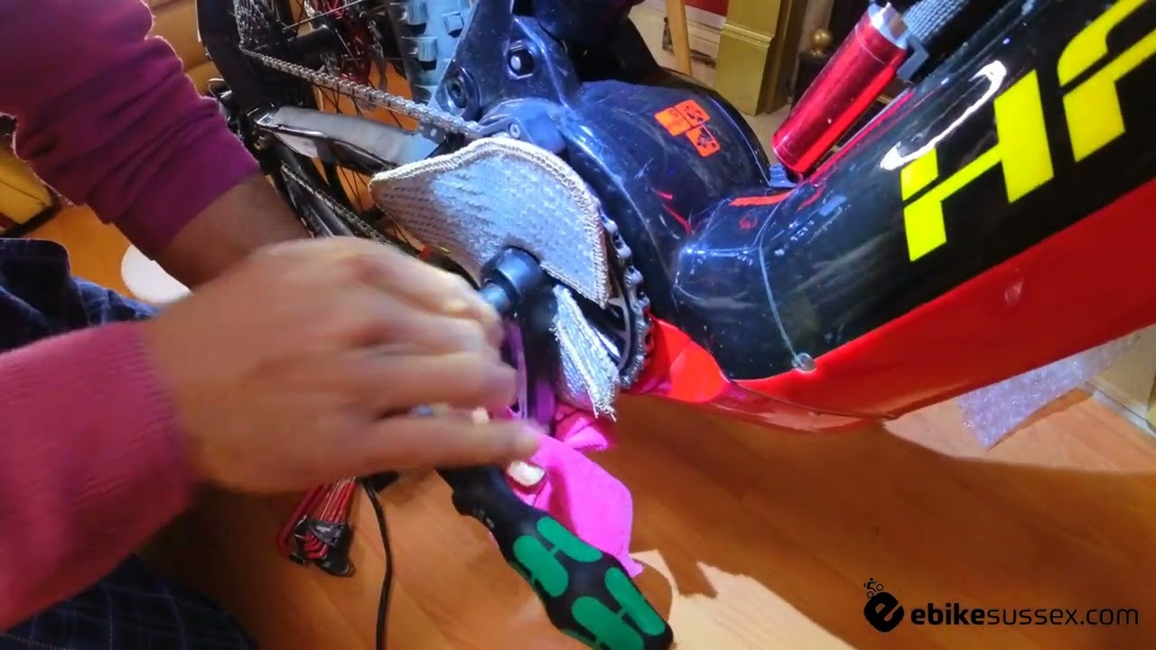 How to remove ISIS crank, damaged threading on a Haibike Flyon