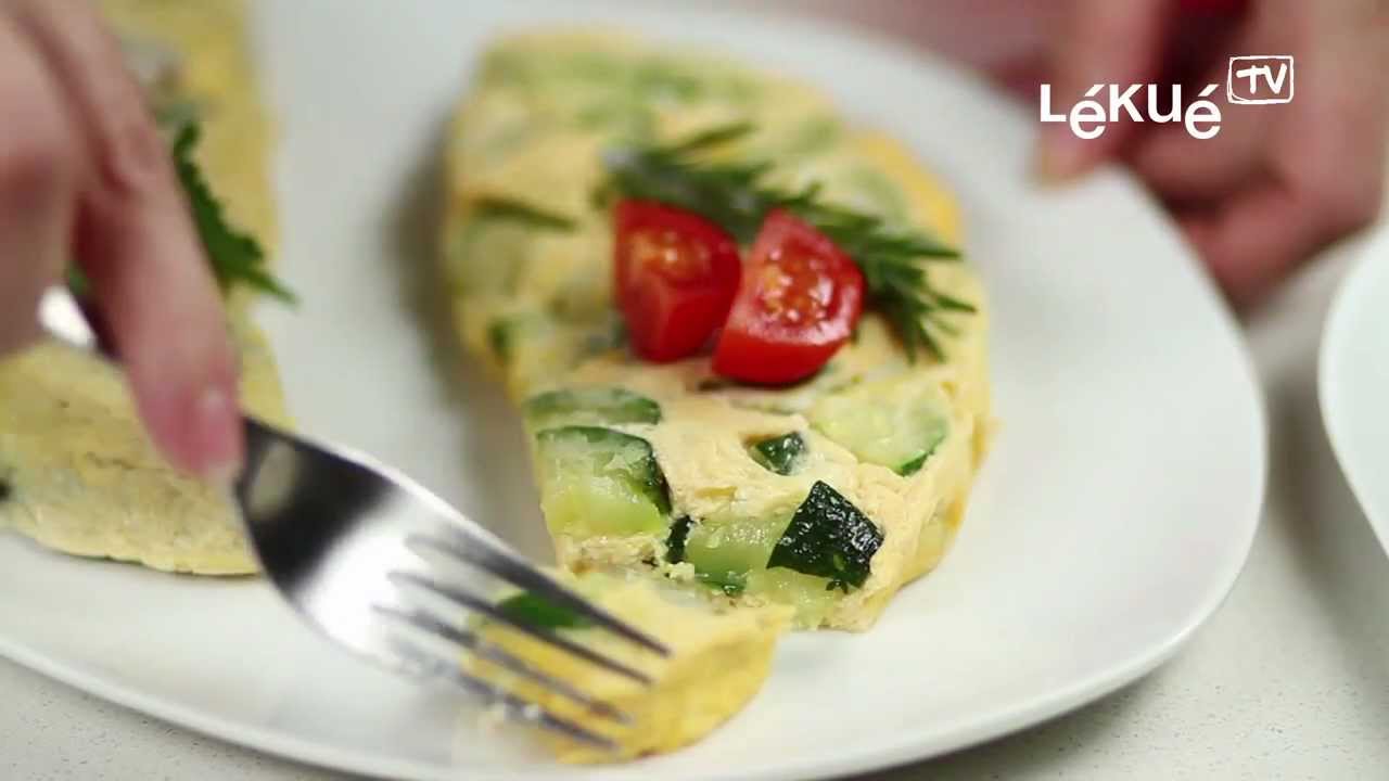 Lékué TV | Omelette | Receta: Tortilla de pimiento verde, ajo y cebolla