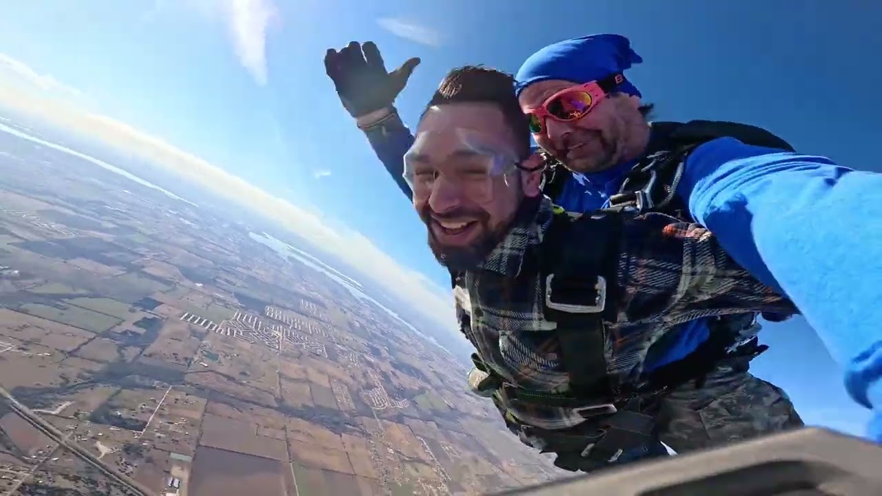 Sky Diving - First Time Experience 