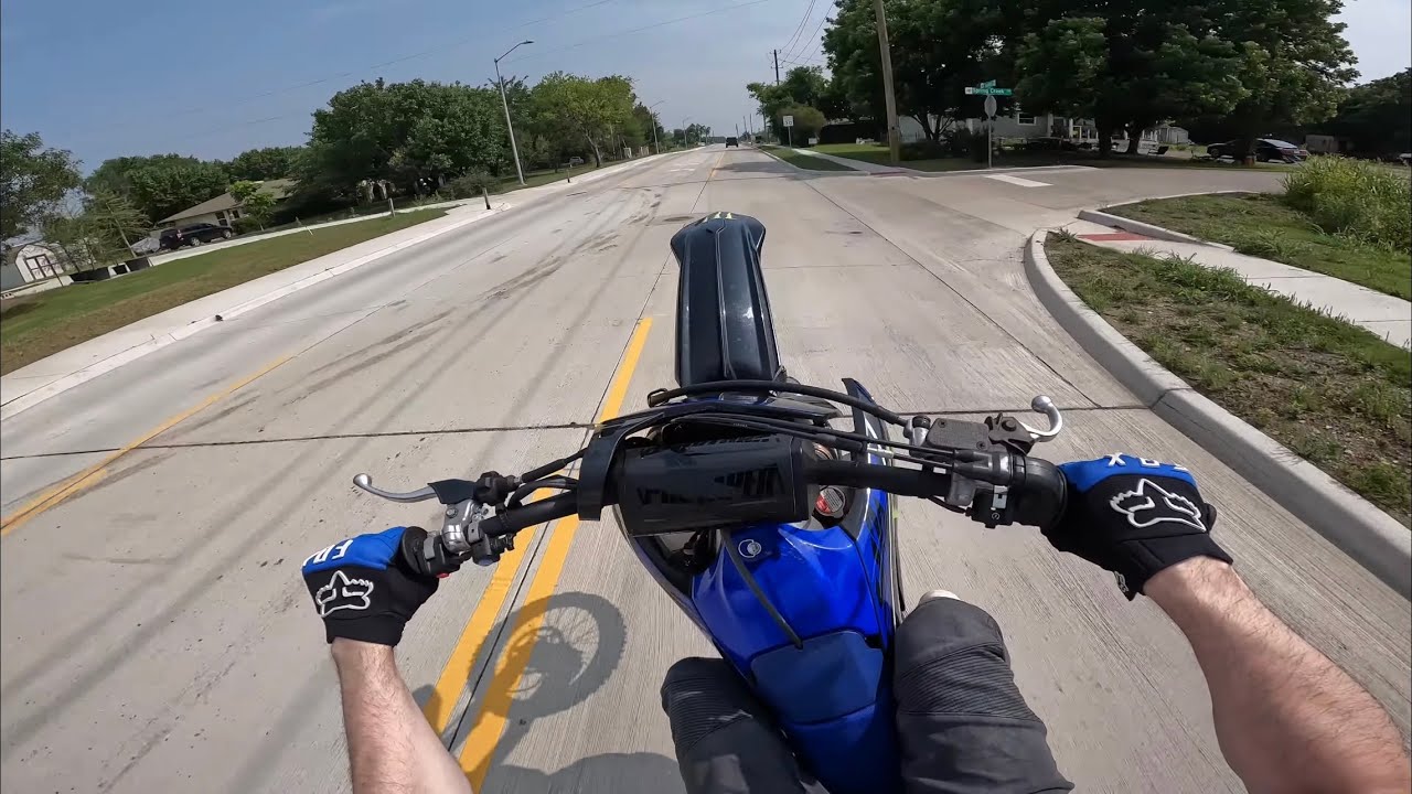 Yz250f Wheelies Through The Neighborhood!