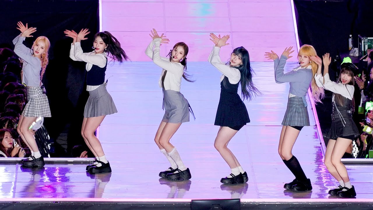 231008 스테이씨 STAYC Full ver 'Bubble + Teddy Bear + ASAP' 4K 60P 직캠 @영동대로 케이팝 콘서트 by DaftTaengk