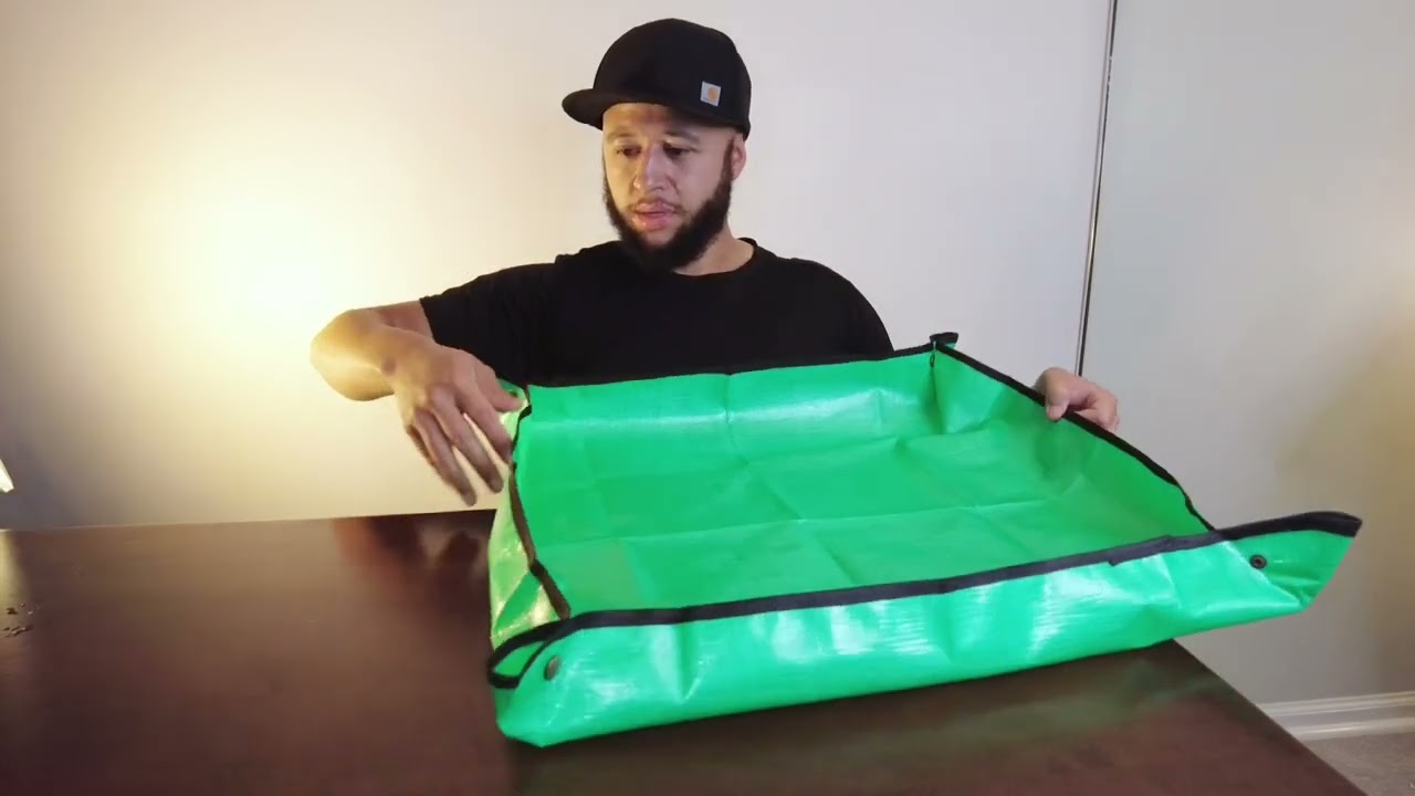 Versatile Repotting Mat: Indoor Gardening & Crafting Essential