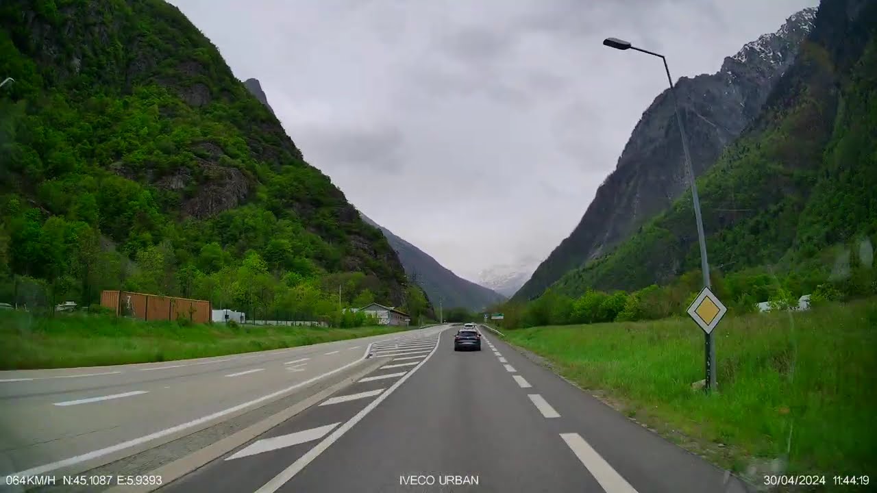 D1091 GAVET RIOUPEROUX ROUTE ALPES