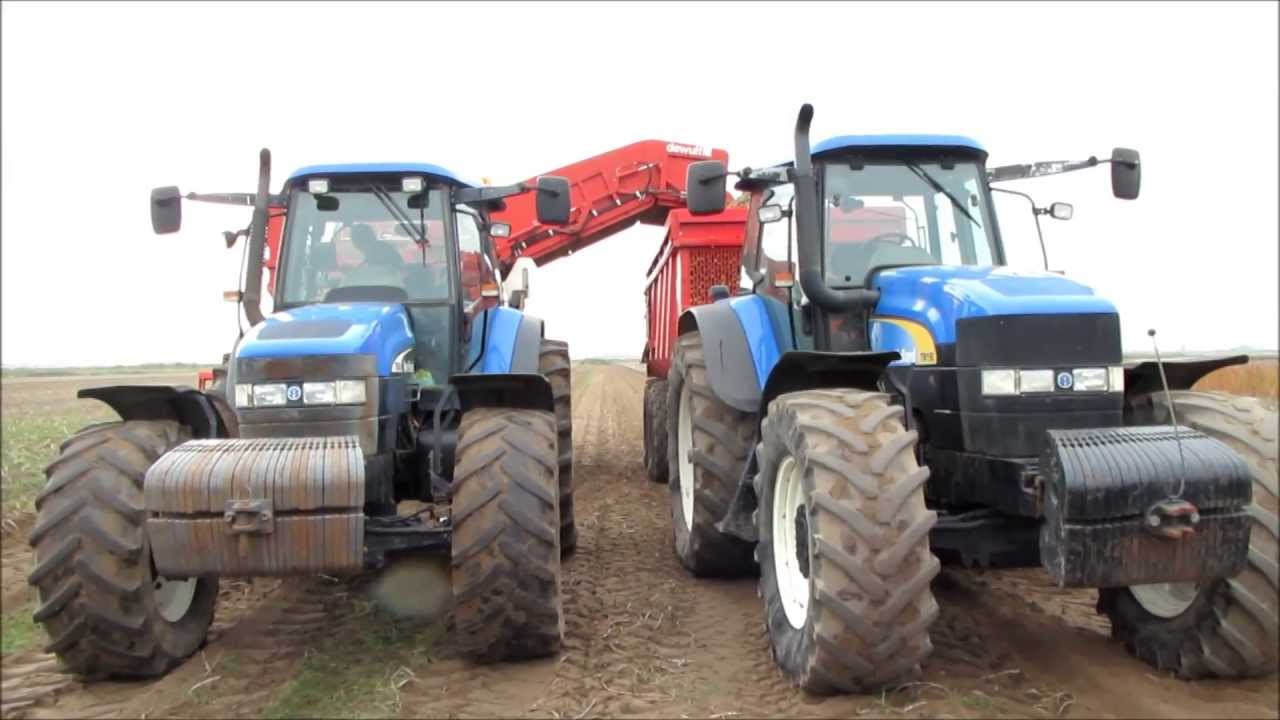 Aardappels rooien 2013 met DeWulf 2060 en New Holland TM140 op Texel