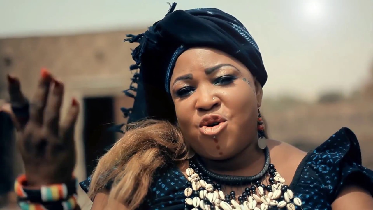 Biba Ouassin feat. Dicko Fils  (Clip Officiel)