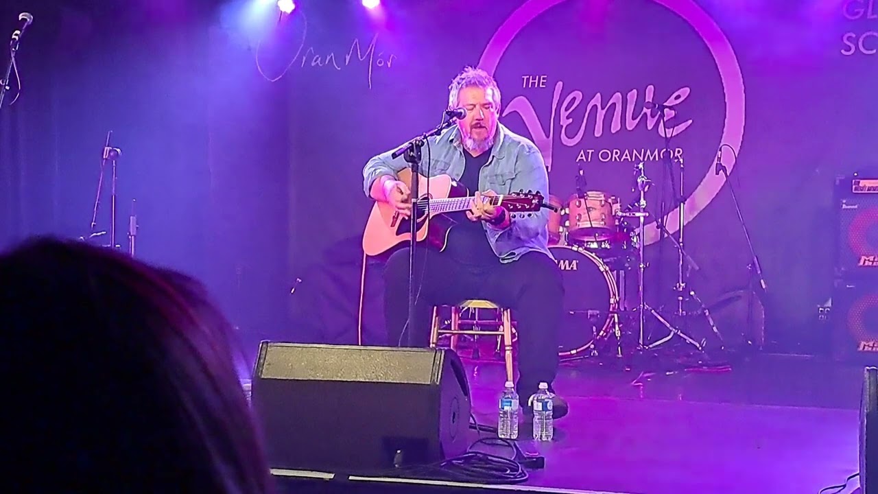 Stevie Nimmo acoustic Oran Mor