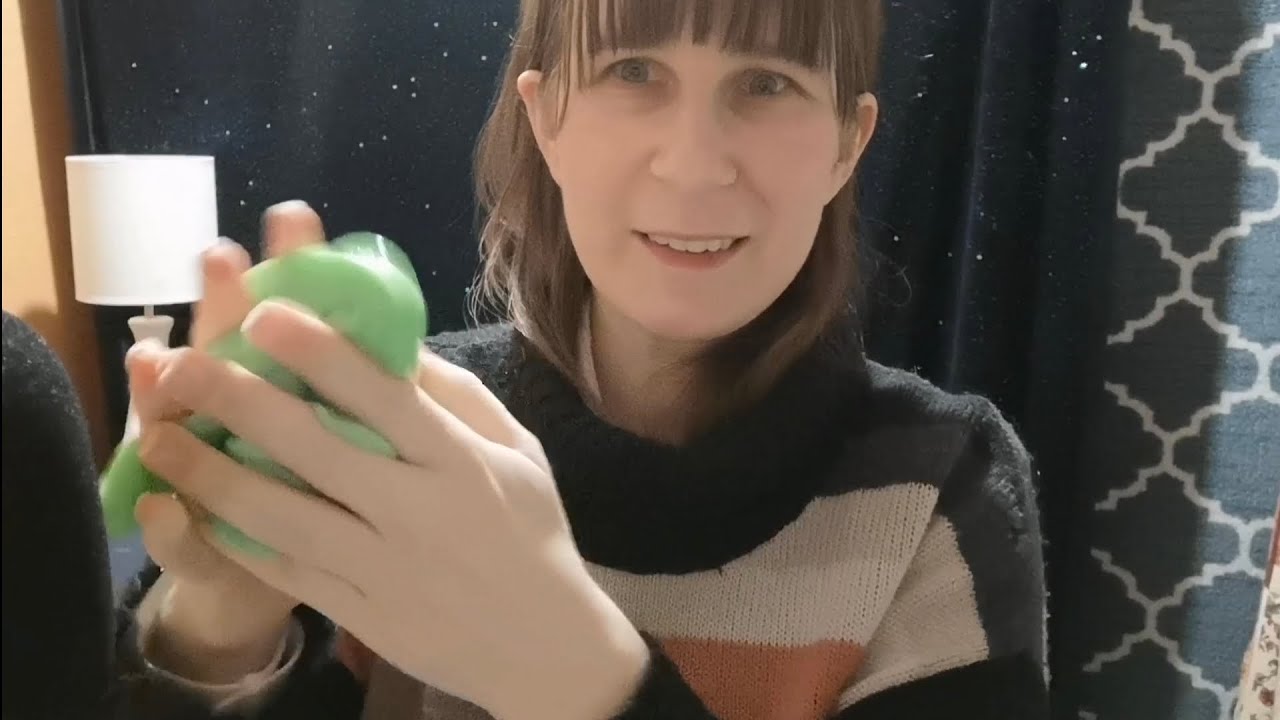 ASMR - slime, scissors, squishing, clicking, gloves plucking and mouth sounds🥰✨️