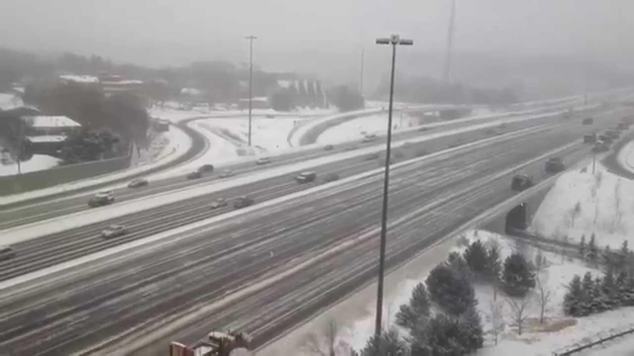 Snowplows Clearing Highway 401 in Toronto