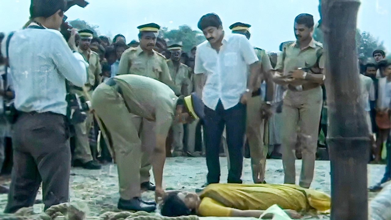 പട്ടികളെ കൊല്ലുന്നതുപോലെയാണ് ഇവിടെ മനുഷ്യരെ വെടിവെച്ചിടുന്നത്..! Mohanlal Movie Scenes | Best Movies