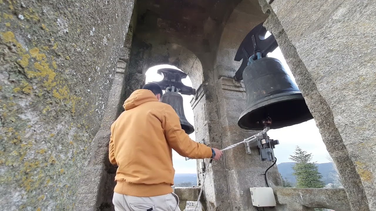 Toque de campanas a difunto (hombre)/Asados (Rianxo)