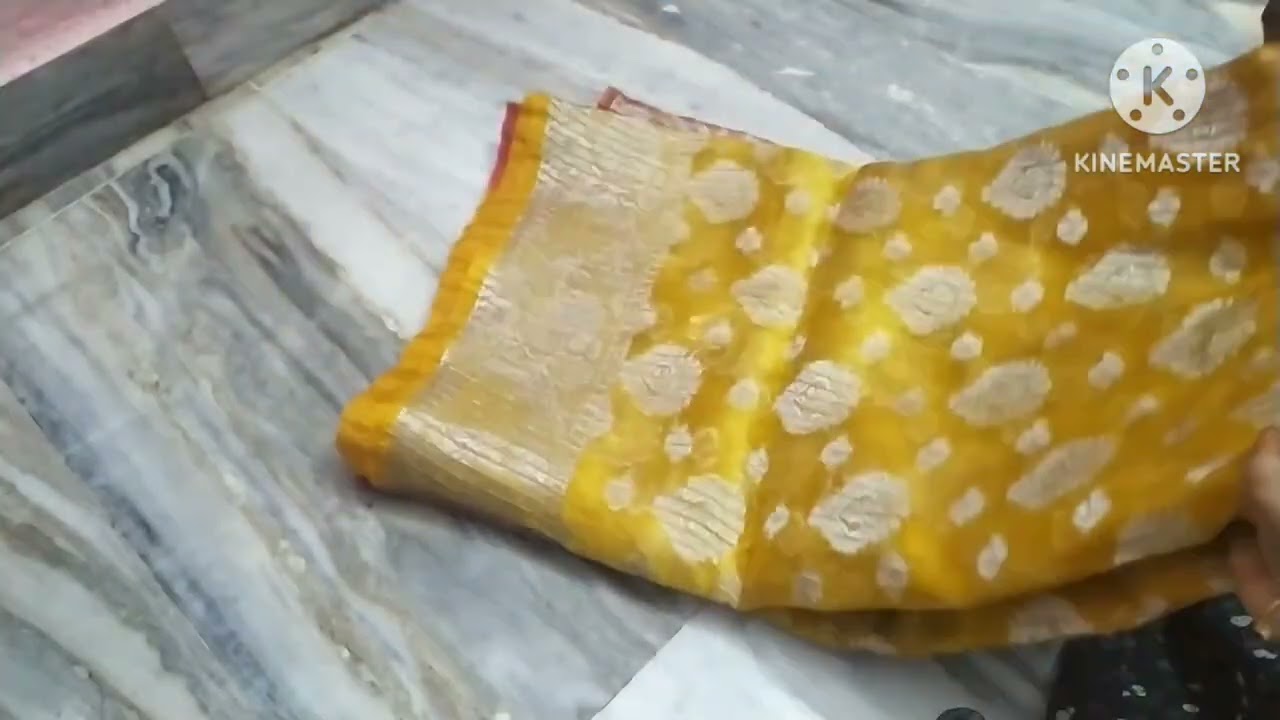 Crush sarees 💞 750rs free shipping 🤩