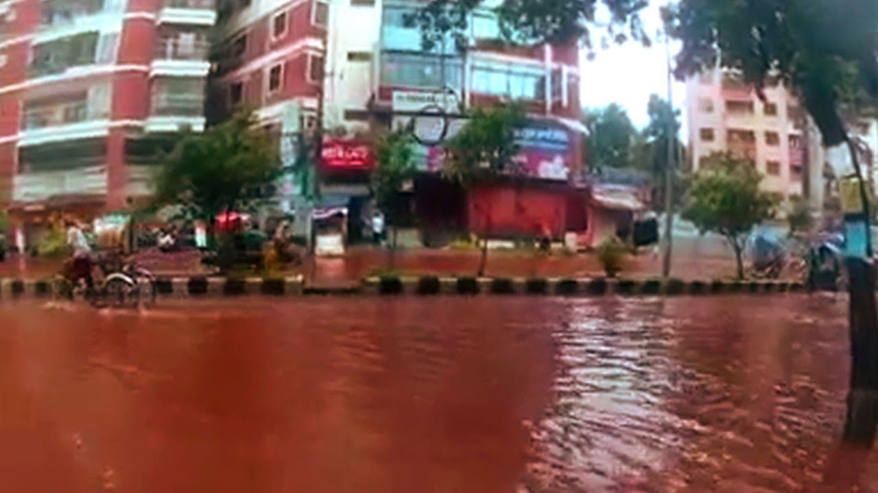 Eid Al Adha Sacrifices In Dhaka Make The Streets Red With Blood | Bangladesh | BOOM