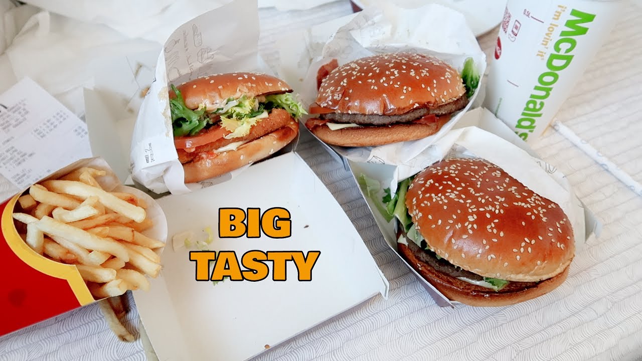 CEI TREI BURGERI BIG TASTY: Chicken, Bacon, Jalapeno (McDonalds)