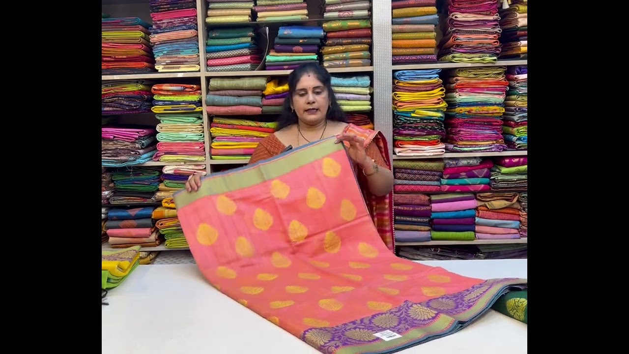 #silkcottonsaree#chandericottonsaree#cottonsareelover#onlineshopping #sareelove #handloom #fashion 