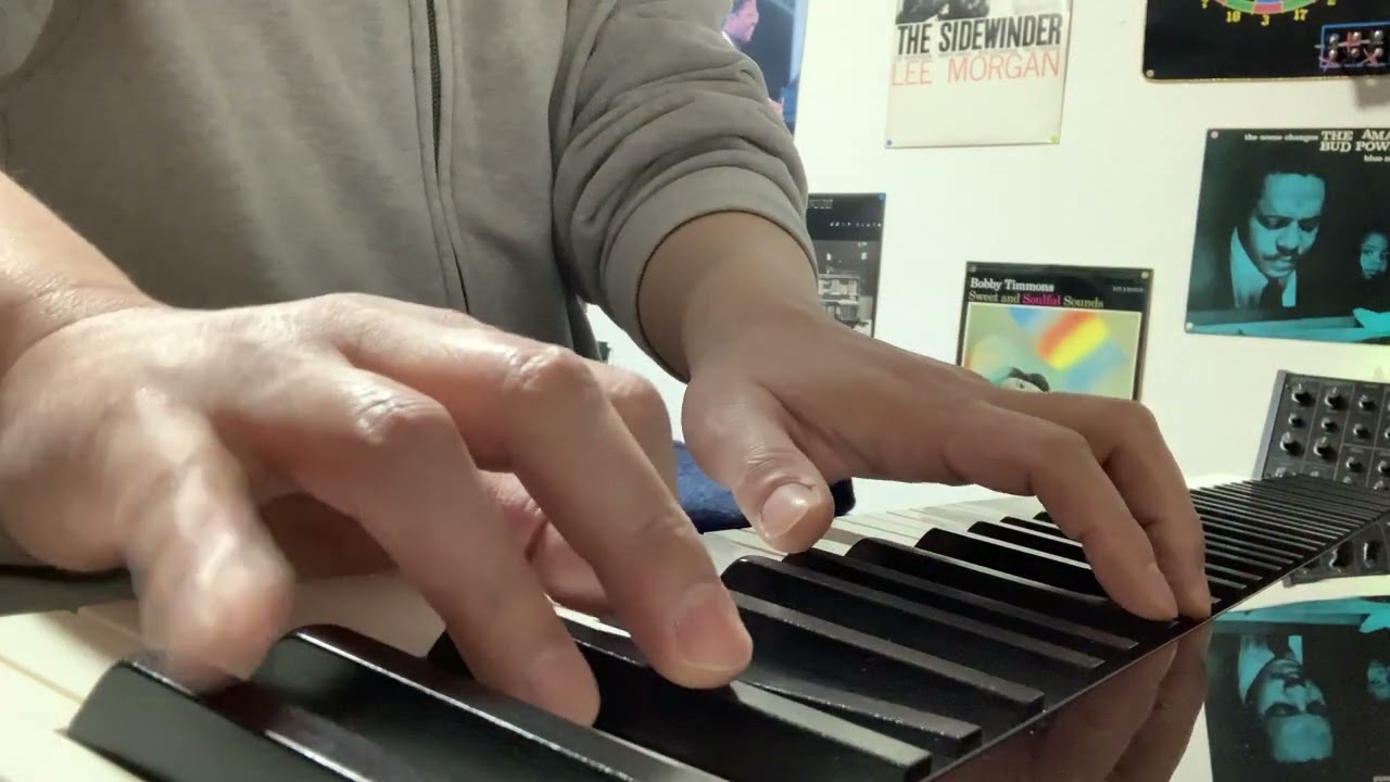 Piano improvisation No.10396