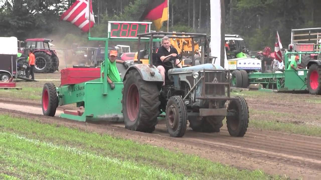 Hanomag Brillant R442 beim Trecker Treck Ackergiganten Schülp