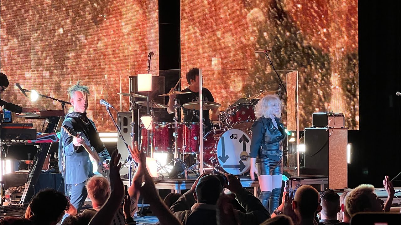 Call Me - Blondie