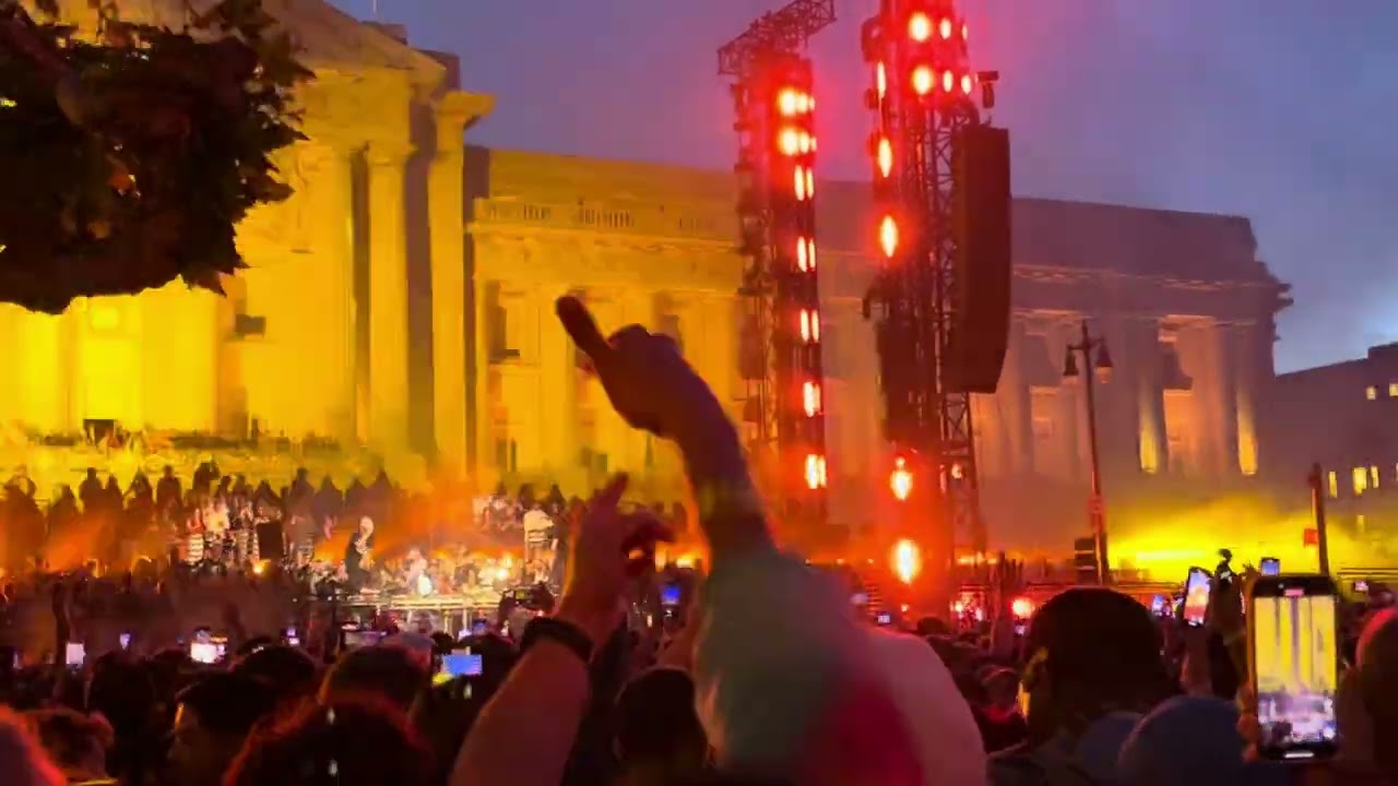 Fred Again, Anderson .Paak, Skrillex - Places to Be - (live SF civic center plaza)