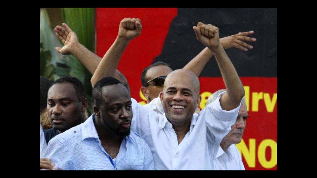 Sweet Micky "Michel Martelly" singing Zanmi by Nickenson Prud'homme LIVE