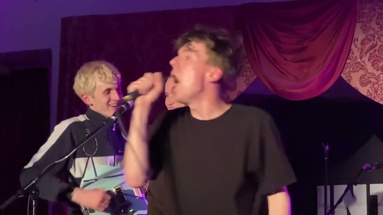Welly - Shopping - Live @ Paganini Ballroom, Brighton - 05/2025