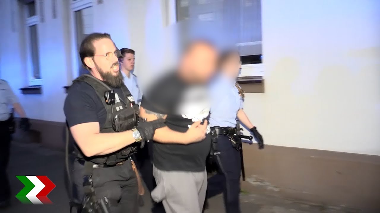 Verkehrskontrolle eskalierte in M&uuml;lheim/Ruhr &ndash; &Uuml;ber 50 M&auml;nner bedr&auml;ngten Polizisten