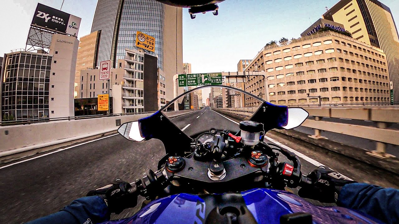 Riding in an empty Tokyo morning | YAMAHA R6 |【AKRAPOVIC】
