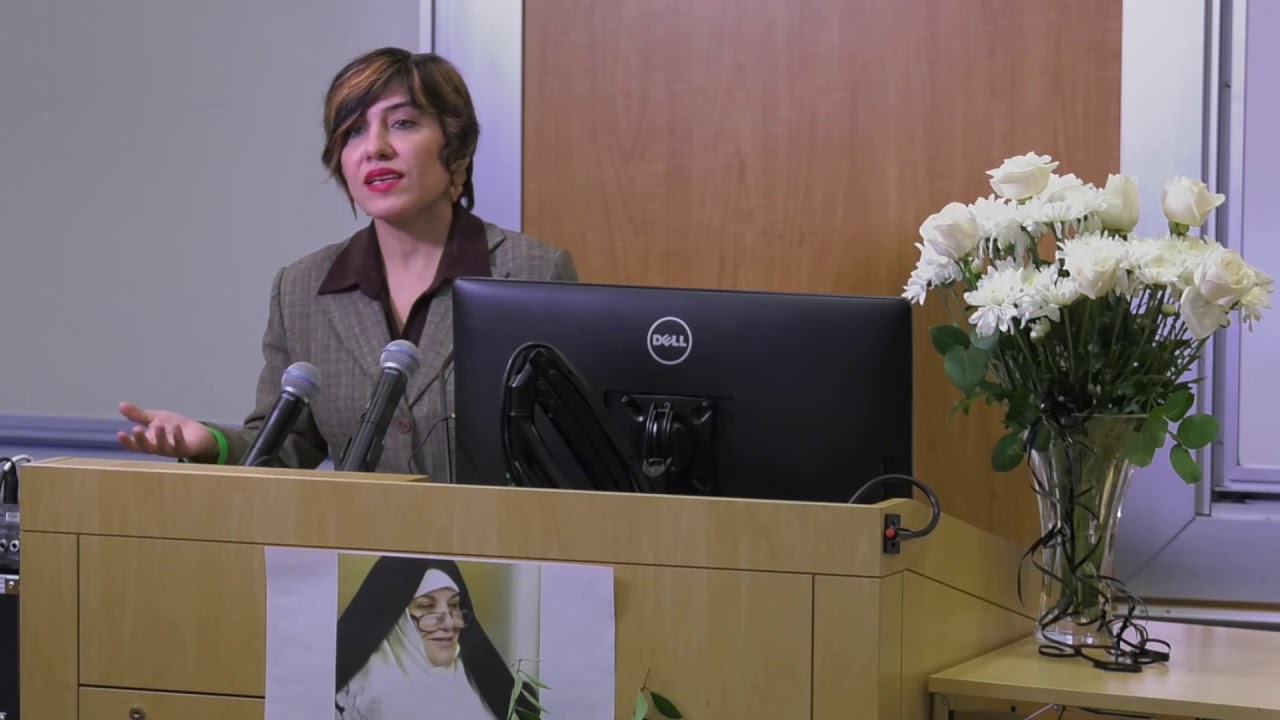 خانم سپیده جدیری-شاعر ومجری مراسم گرامیداشت خانم طالقانی دردانشگاه جورج واشینگتن