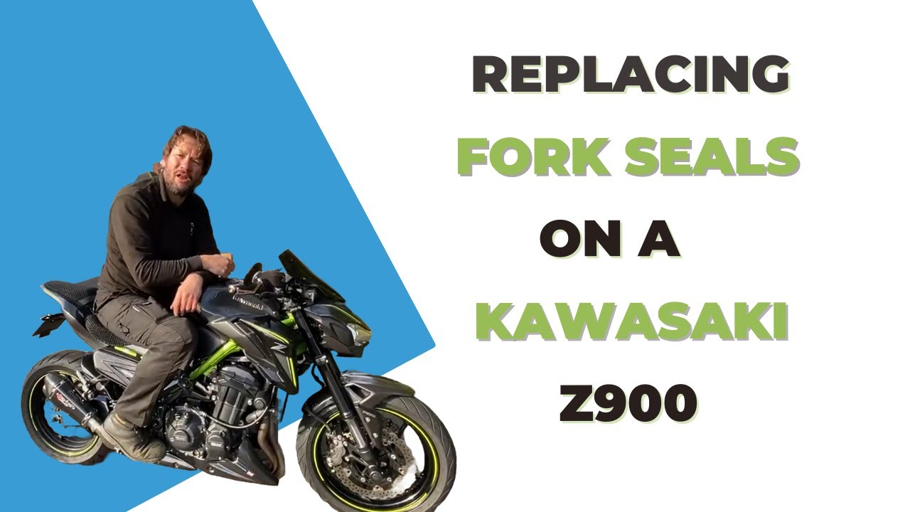 Fork seal replacement on a Kawasaki Z900 Motorbike