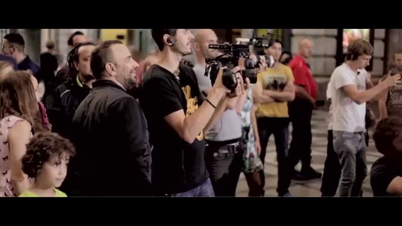 Mika à la gare d’anvers: le making-of