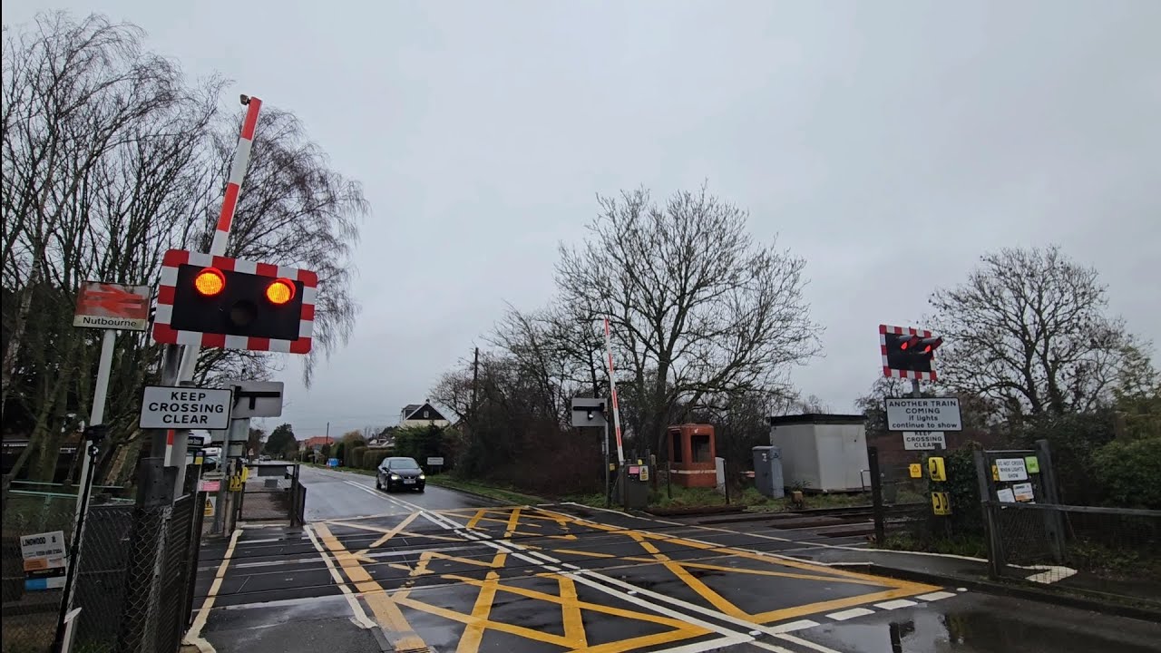 Nutbourne Station Level Crossing Filmed With @christophersvlogsandgaming2020
