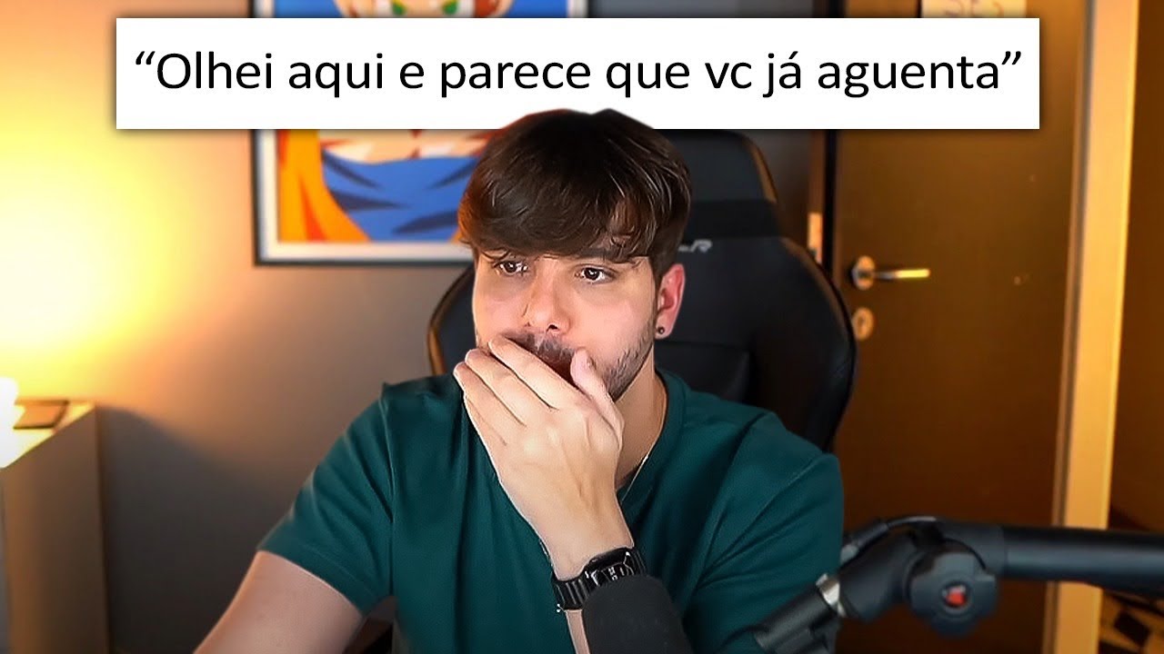 Meu maior erro foi querer ler uma fanfic sobre mim